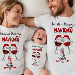 Pack familiar “Nuestra primera Navidad juntos 2026” Diseño Copas Brindis