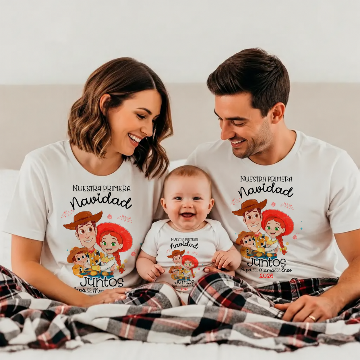 Pack Navidad Familiar Personalizado – Inspirado en Toy Story | Nuestra Primera Navidad 2026 - Imagen 4